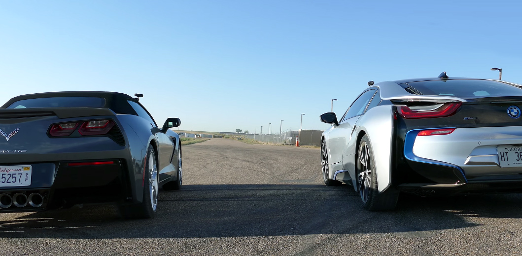 BMW i8 vs Corvette C7