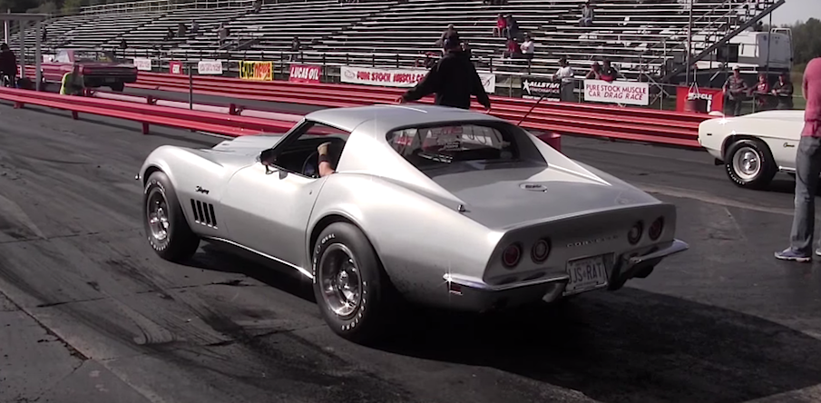 Camaro ZL1 takes on Corvette L88