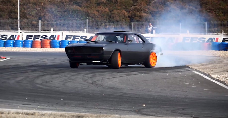 Drift Machine : Amazing Camaro powered by V8 LS3 Stroker 6.8l - 600 HP