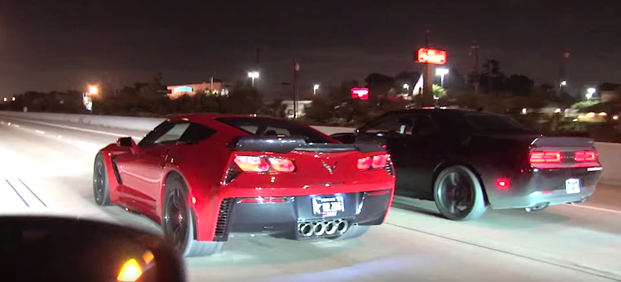 Hellcats troll C7 Z06 Corvette On The Freeway