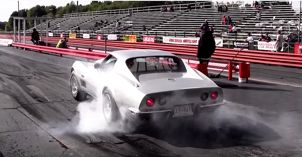 Rare L88 427 Corvette vs Olds 442 W30 - 1/4 Mile Drag Race