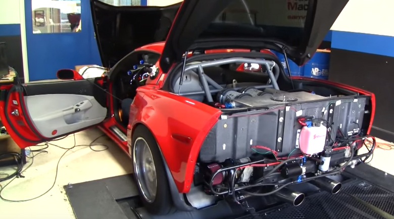 This badass Vette features a twin-turbo kit built by Houston’s. 