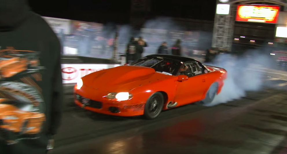 Roger Holder Resets the 1/4 Mile Radial World Record