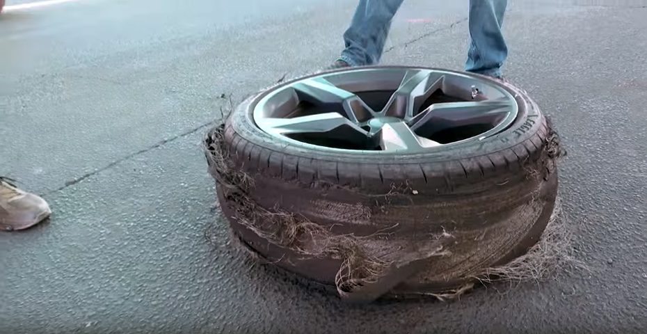 2016 Chevy Camaro SS Tire Shredding