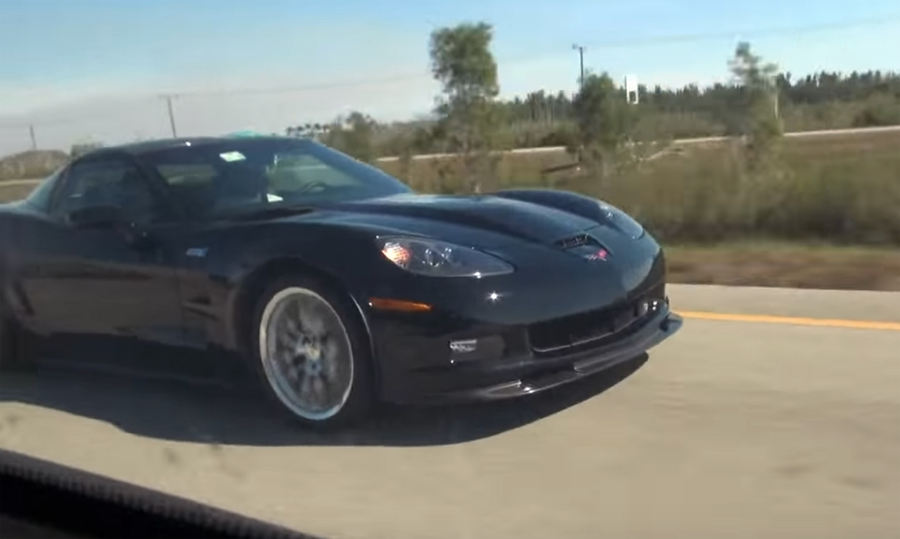 Corvette C6 ZR1 vs. Nissan GT-R