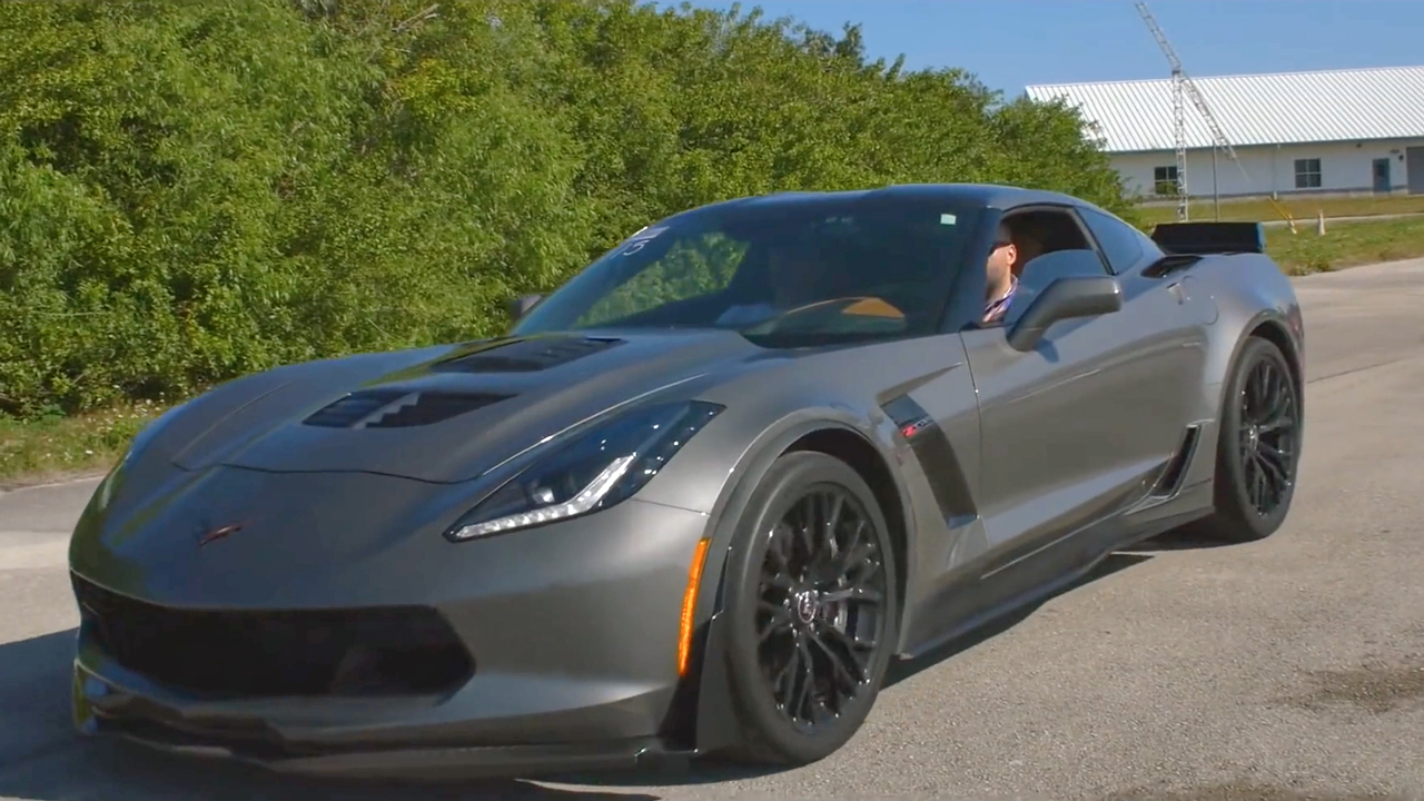 C7 Callaway Corvette Z06 Standing Mile Run at the NASA Runway